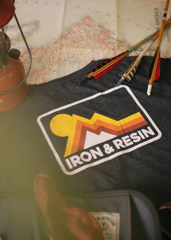 T-shirt Iron & Resin - Vista Pocket